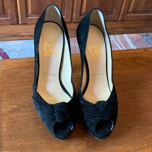 Christian Louboutin Shoes - Pumps with a Knot Top